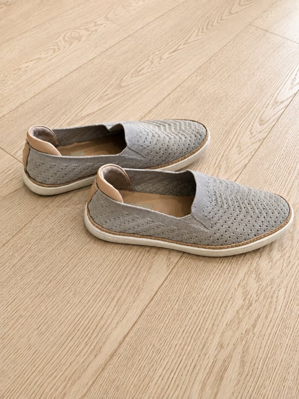 UGG Knit Slip-On Sneakers Taupe Grey Size 7.5